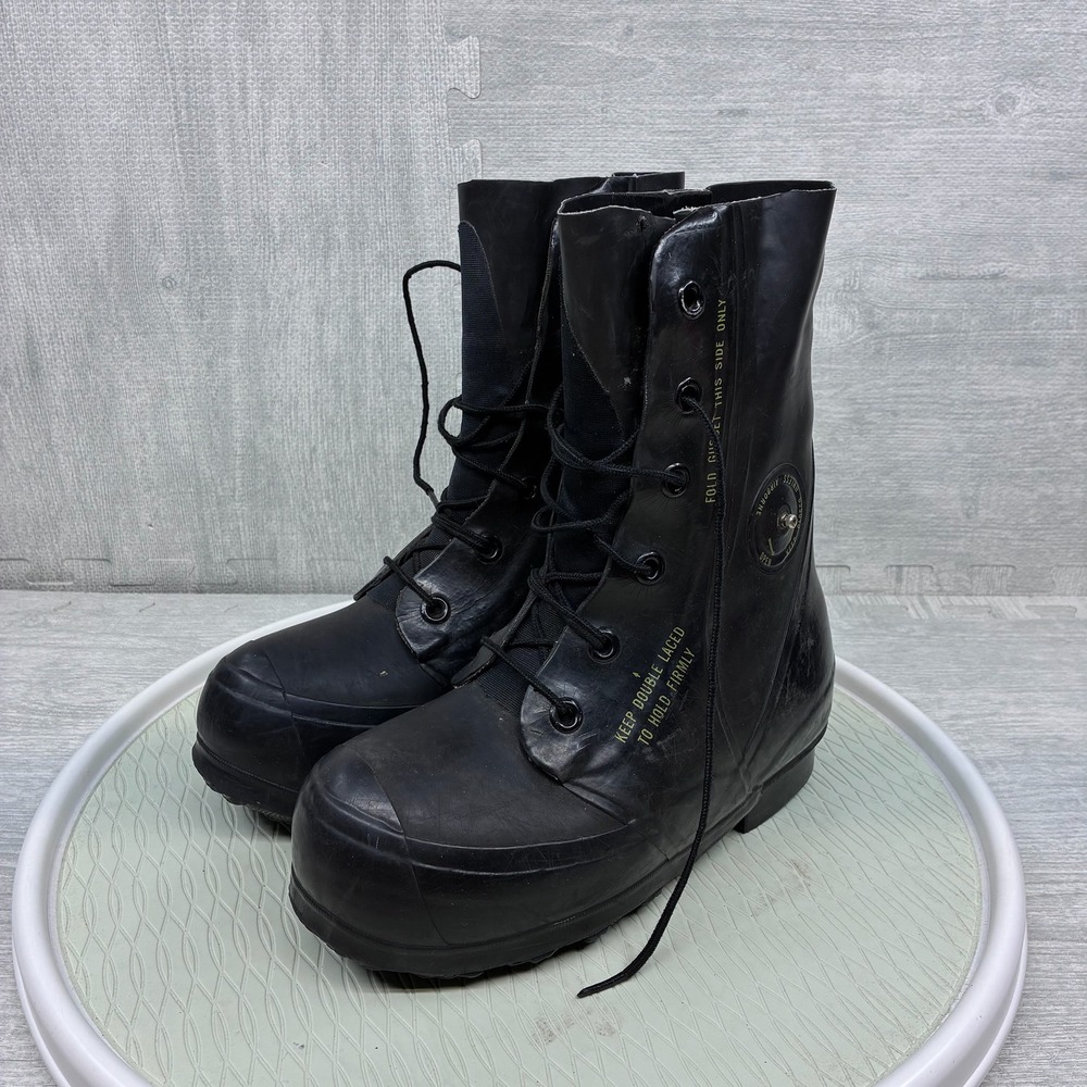 Vintage 70s Bata US Military Extreme Cold Weather Mickey Boots 5W Bunny Boots